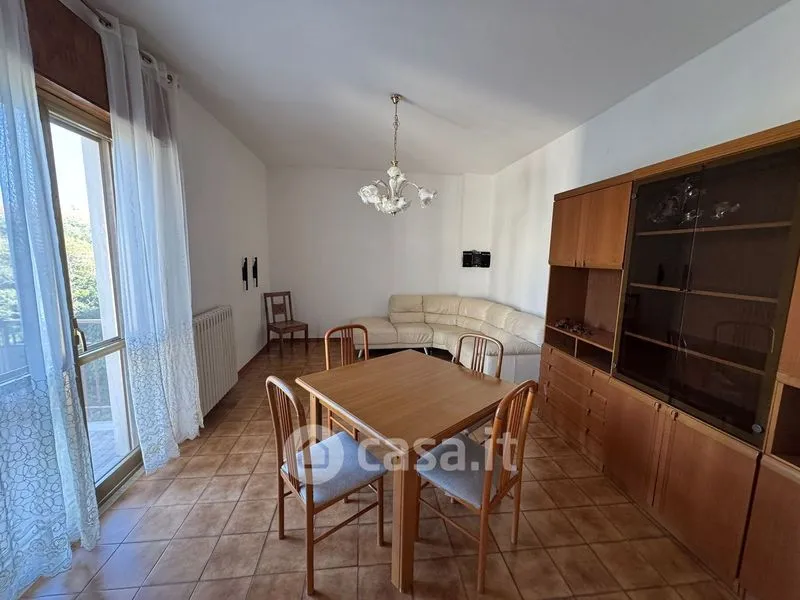 Salle à manger - Fully Furnished Triplex in Campomarino