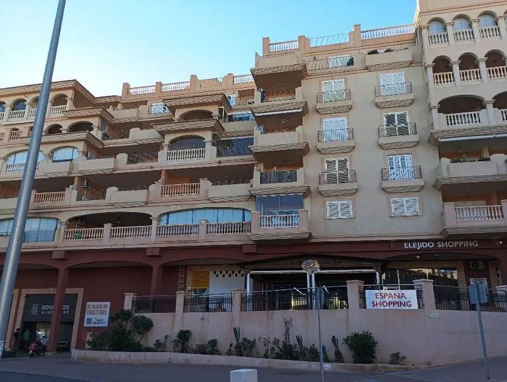 Välivaade - Apartment with Balcony and Terrace in Almerimar