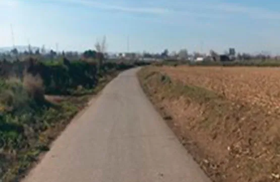 Välivaade - Buildable Land in Zaragoza with Growth Potential
