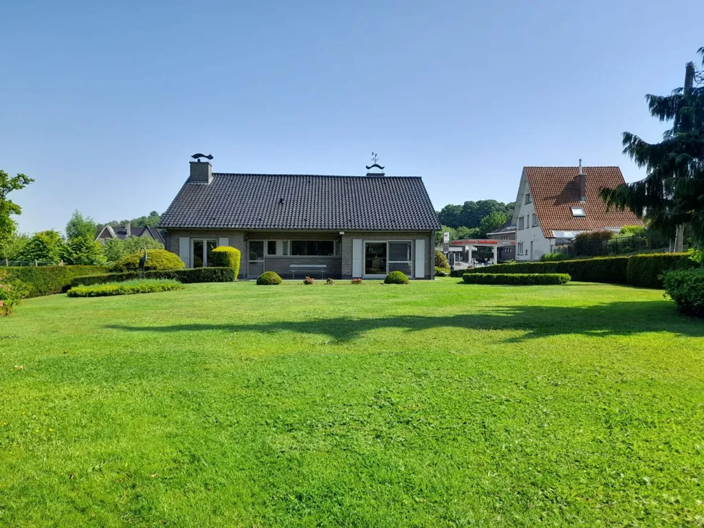 Aed - Open Plan House with Garden in Brakel