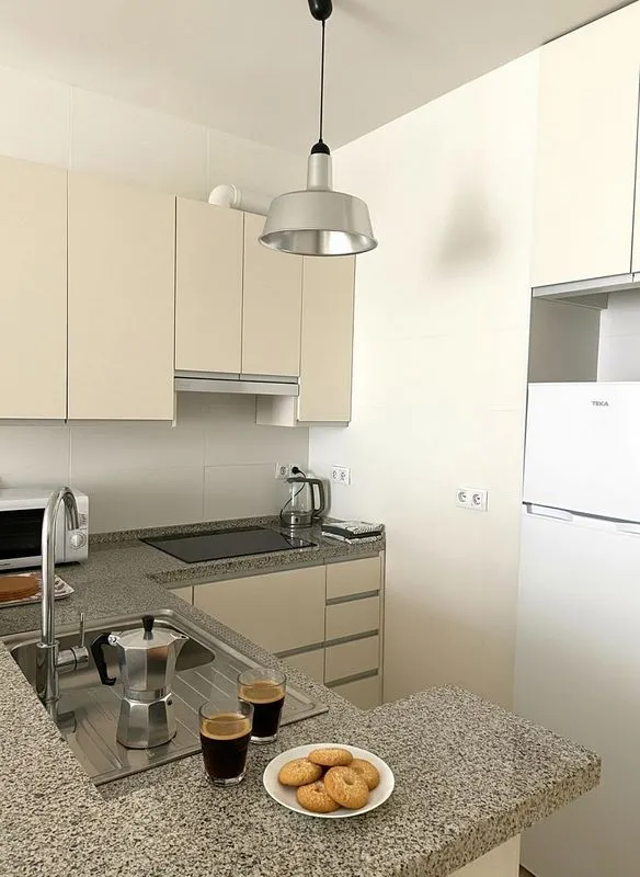 Cuisine - Studio with Balcony in Málaga Centre