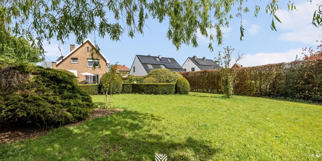 Garden - Open Plan House with Garden in Zonhoven