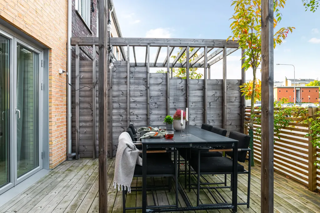 Terrazza - Apartment with Balcony in Ringstorp