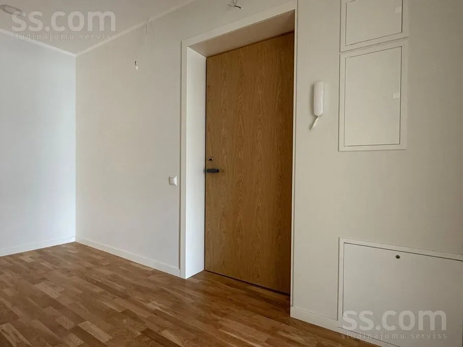 Appartement 3 pièces à Rīga
