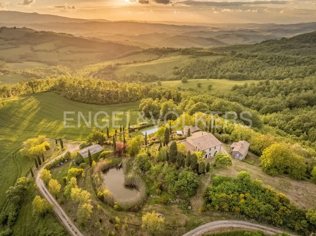 Õhuvaade - Rural Complex with Pool in Val d'Orcia