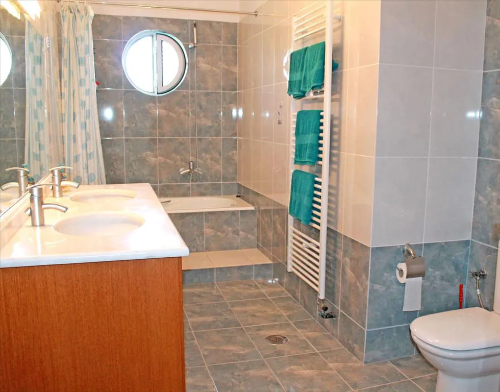 7-room house in Eastern Peloponnese