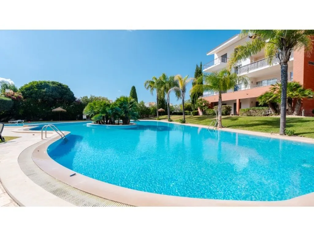Piscine - Luxury Apartment with Golf Views in Vilamoura
