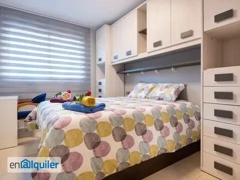 Chambres - Modern Flat with Parking in Cornellà Centre