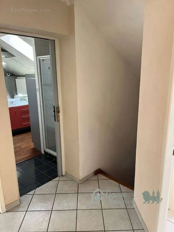 Entrée - Maison Calme avec Jardin à Audincourt