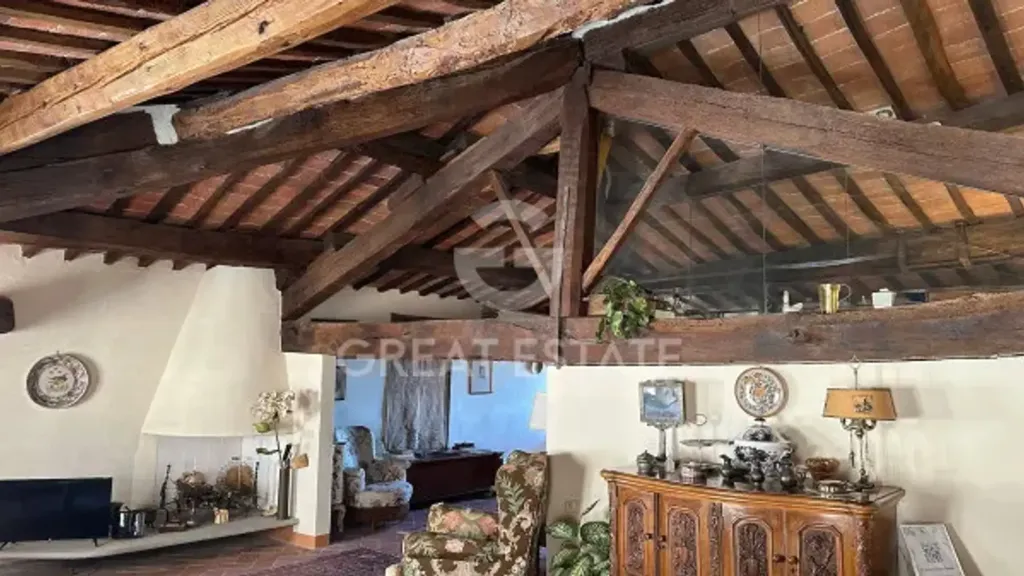 Elutuba - Rustic Apartment with Historic Charm in Montepulciano