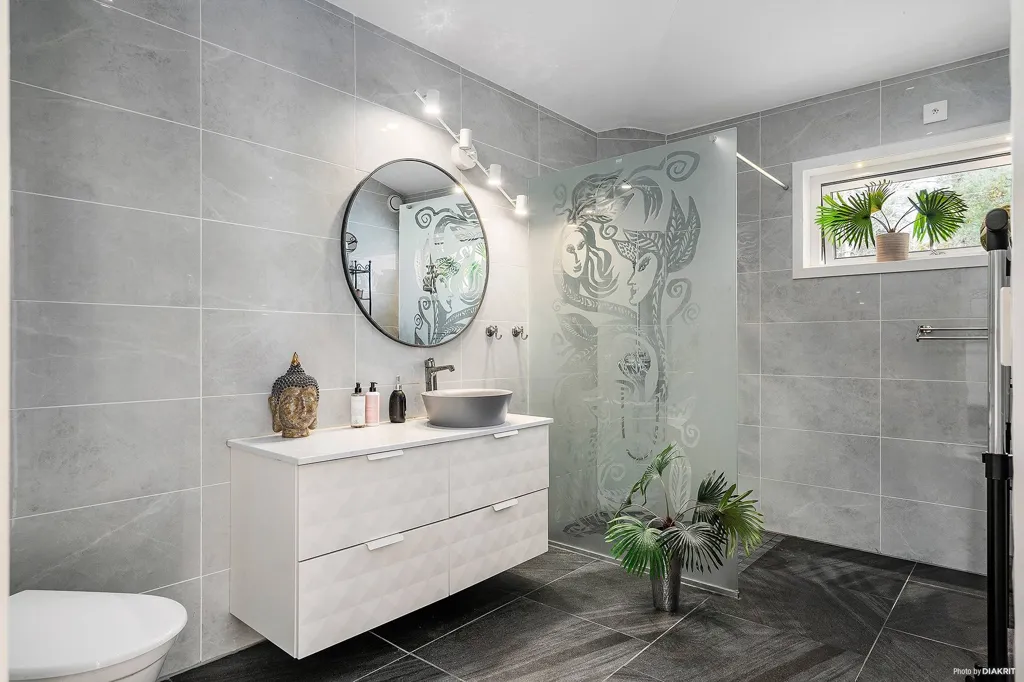 Bagni - Modern House with Pool in Gislaved