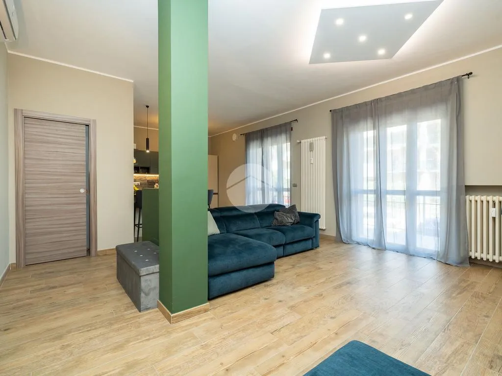 Living Room - Modernised 3-Bedroom Apartment in Druento