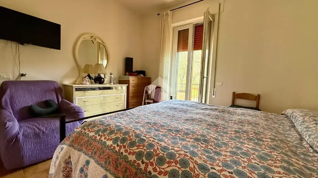 Magamistoad - First Floor Flat with Terraces in Padule, Gubbio
