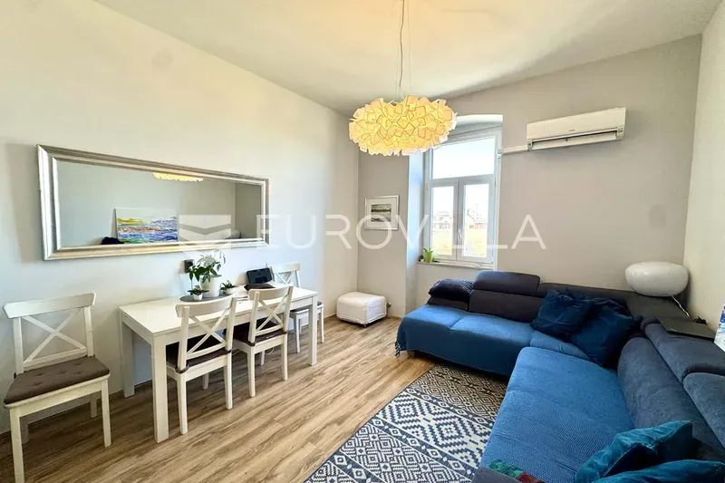 Séjour - Two-Bedroom Apartment with Sea View in Pula