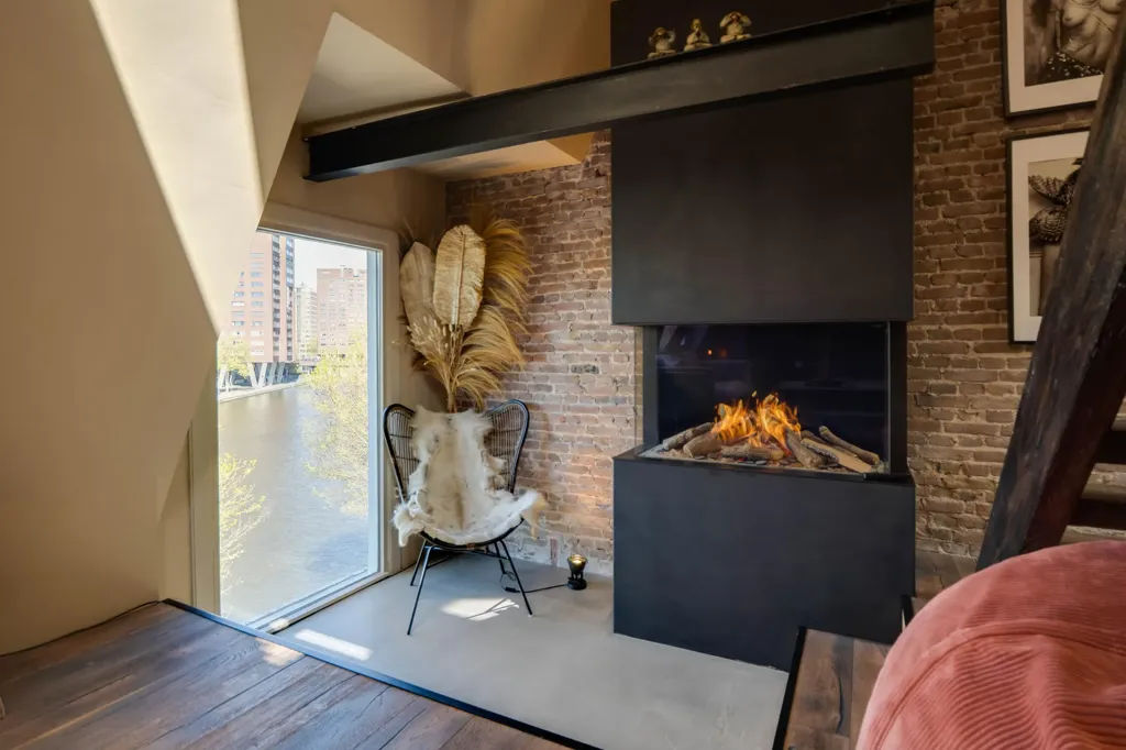 Elutuba - Renovated Gallery Flat with Rooftop in Coolhaven