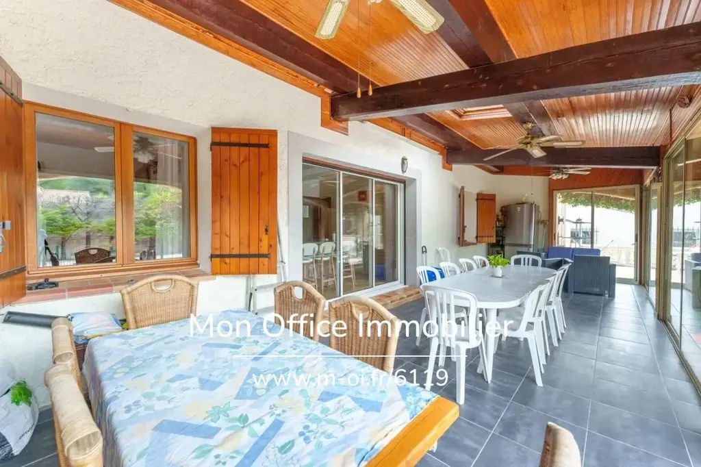 Terrasse - Villa avec Piscine et Appartement Indépendant à Sausset-les-Pins