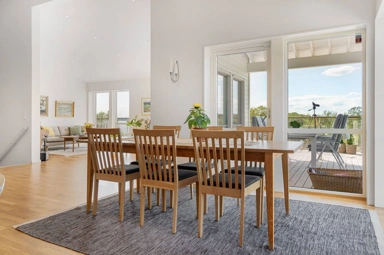 Söögituba - Suterräng Villa with Water View in Uppsala