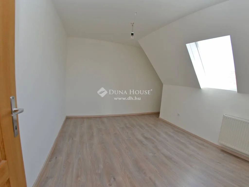 Pièces - Renovated Twin House in Budapest 19th District