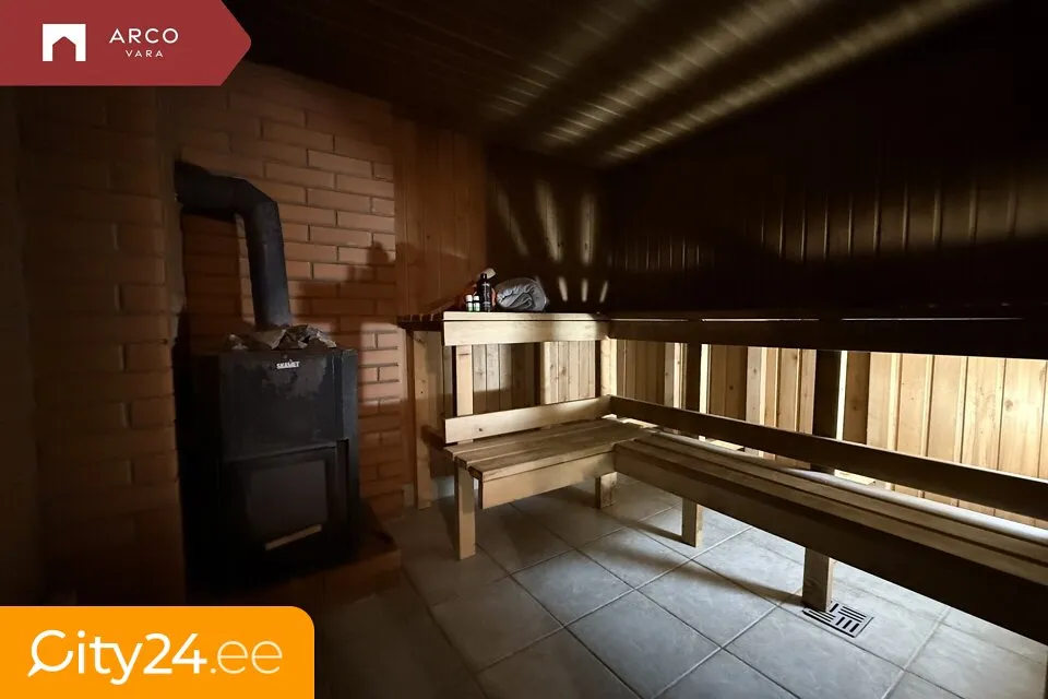 Toad - 3-Storey House with Sauna in Karksi-Nuia