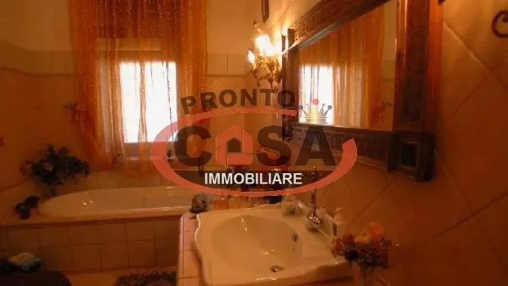 Salles de bain - Villa with Garden near Marsala Centre