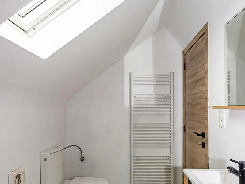 Vannitoad - Penthouse with Terrace in Dour