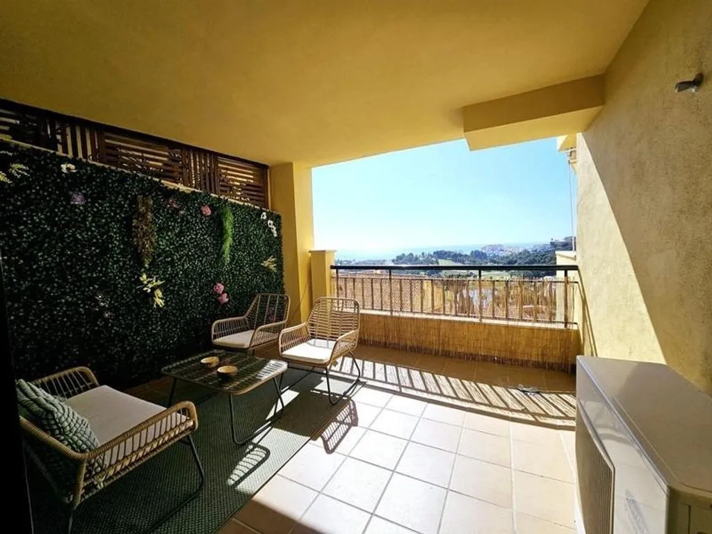 Balcone - Luxury Flat with Pool in Benalmádena