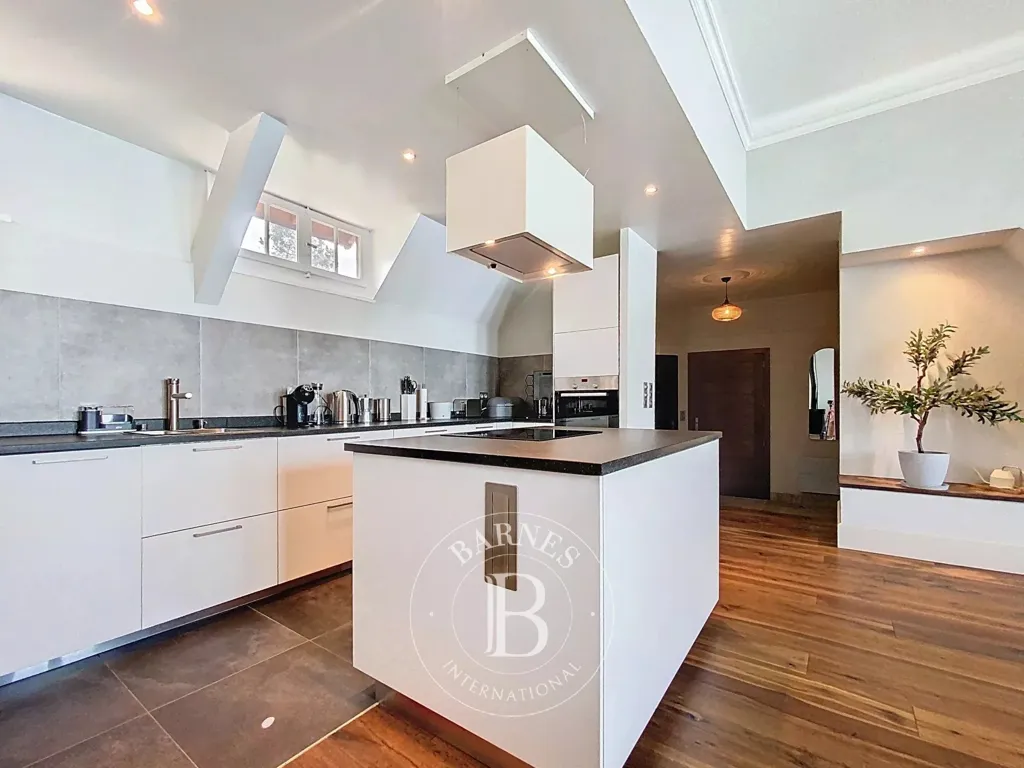 Köök - Renovated Lake View Flat in Lugrin