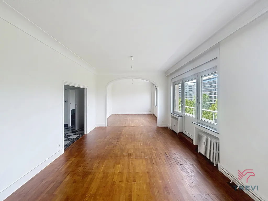 1 magamistoaga maja asukohas IXELLES