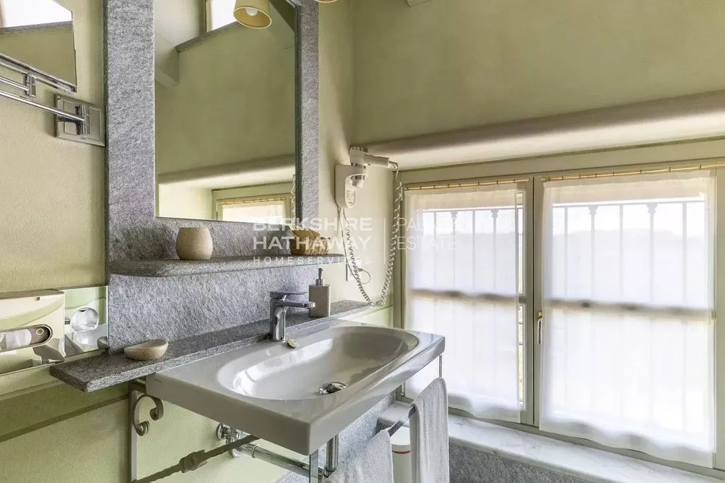 Salles de bain - Luxury Villa with Pool in Agliano Terme