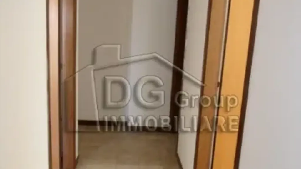 Esik - Bright Apartment with Balcony in Alcamo