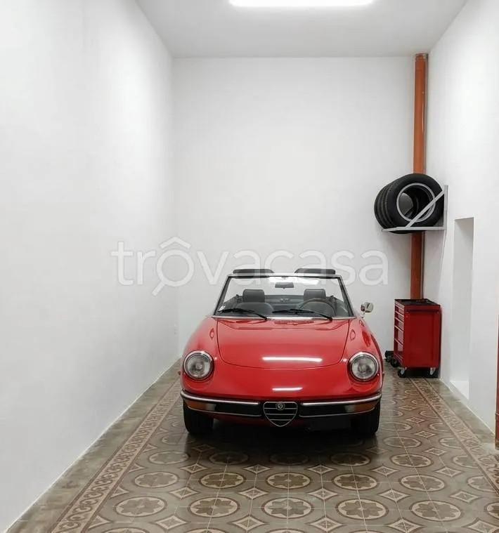 Garage - Unfurnished House with Garage in Marsala