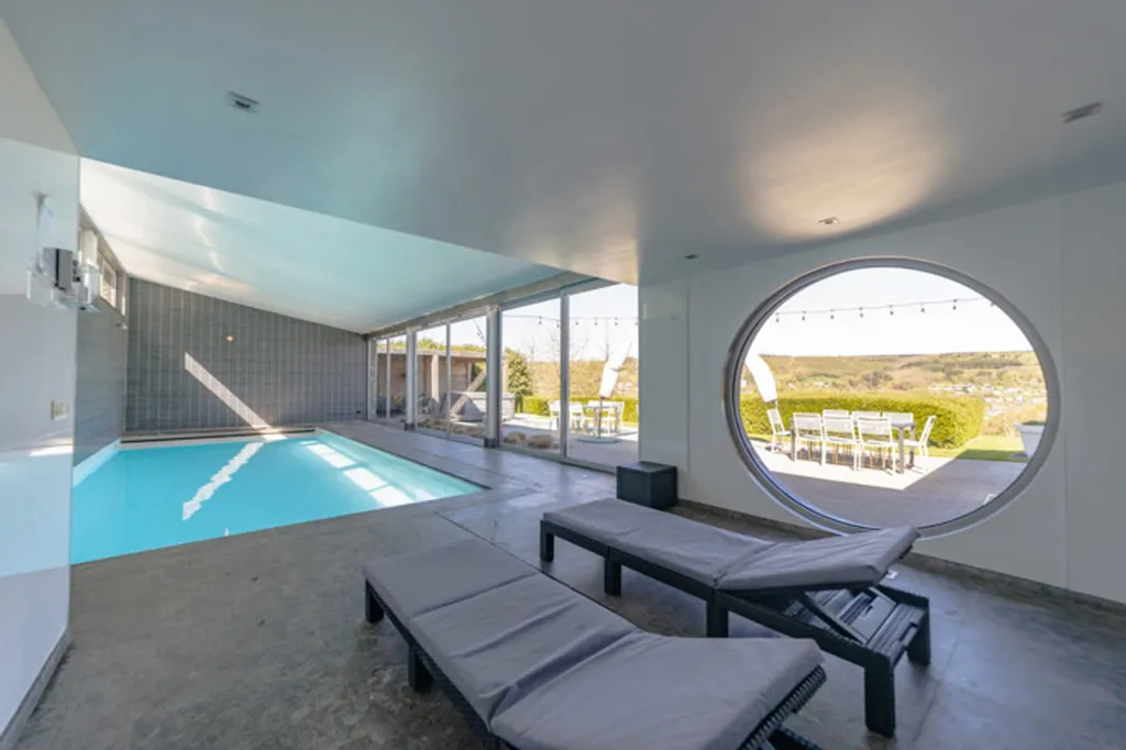 Gîte avec Vue Imprenable et Espace Wellness à Stavelot