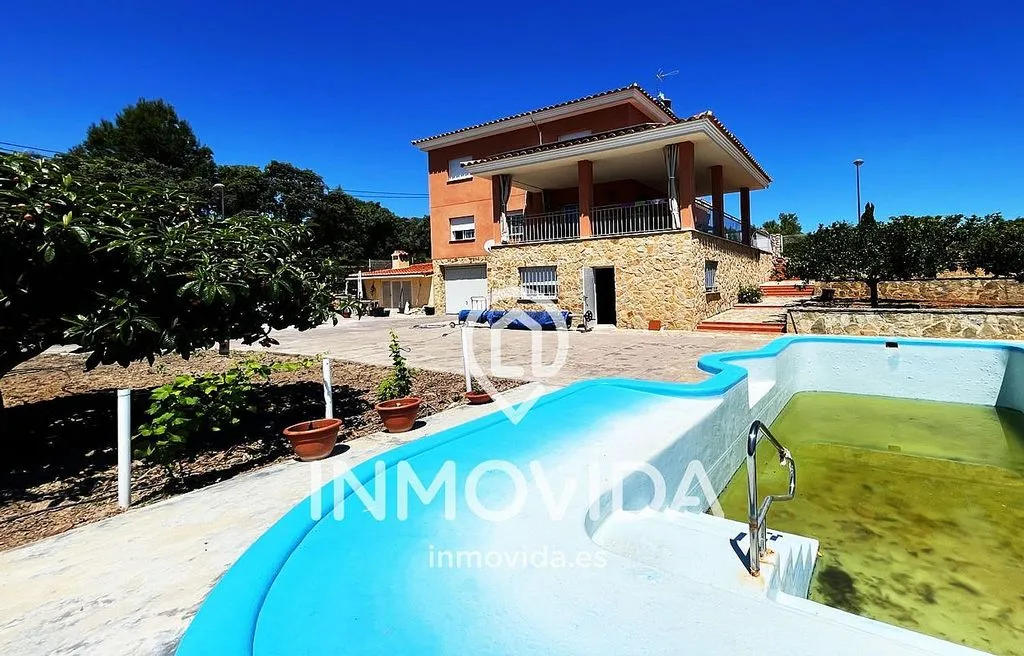 Piscine - Chalet with Pool and Terrace in Xàtiva