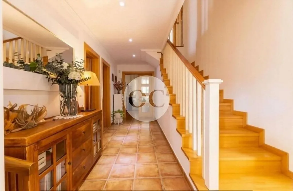 hallway_entrance