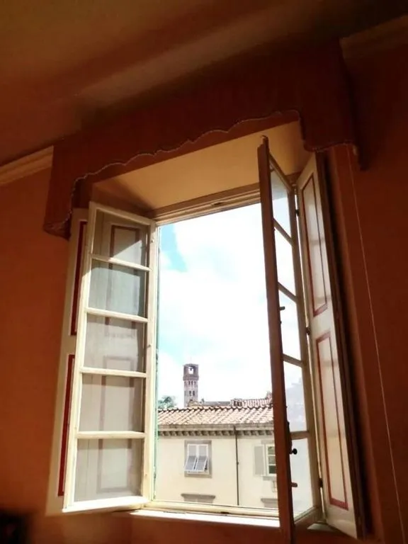Toad - Luxury Flat with Historic Views in Lucca