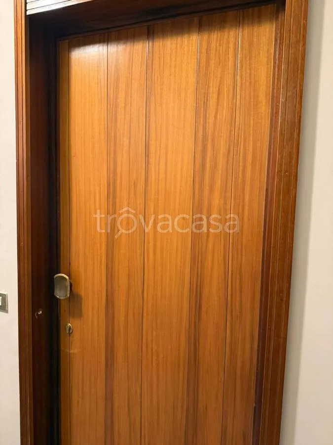 hallway_entrance
