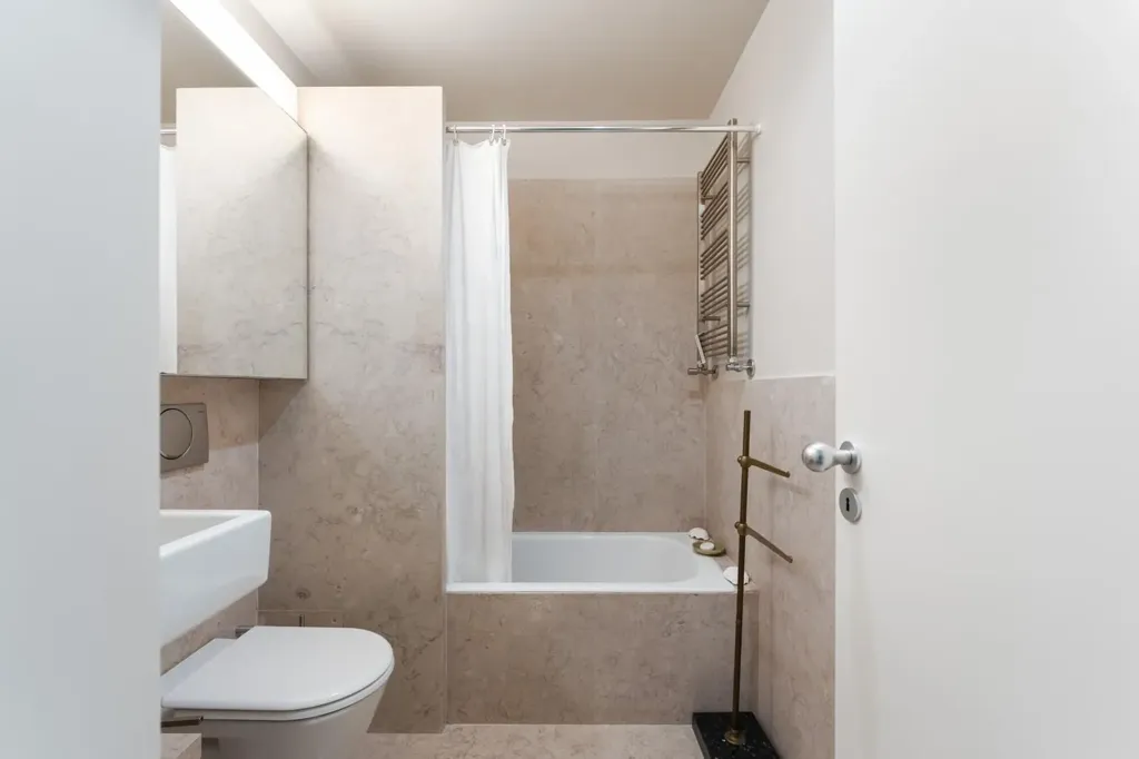 Vannitoad - Luxury Duplex Flat with Pool in Lisbon