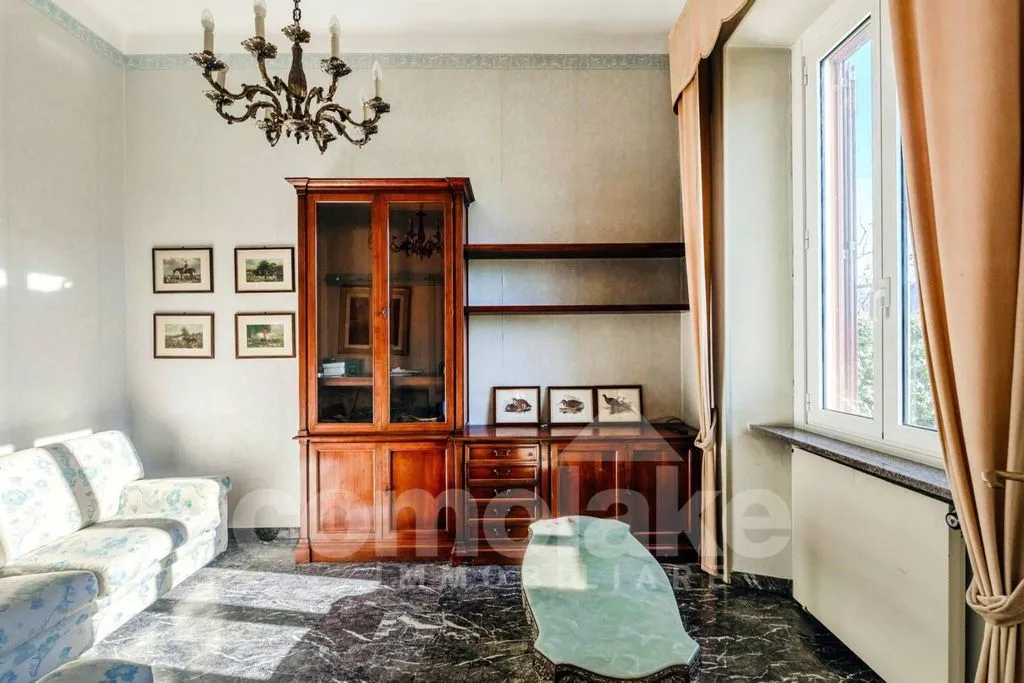 Elutuba - Classic Villa with Garden in Cernobbio