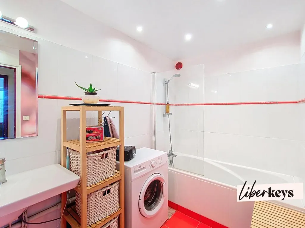Salles de bain - Appartement T5 avec Balcon à Brest