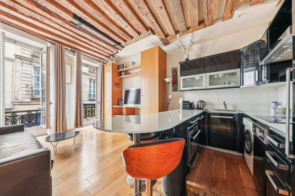 Köök - Studio Flat with Historic Charm in Saint-Germain