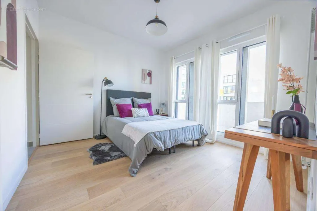 Chambres - Triplex Récent avec Rooftop à Paris