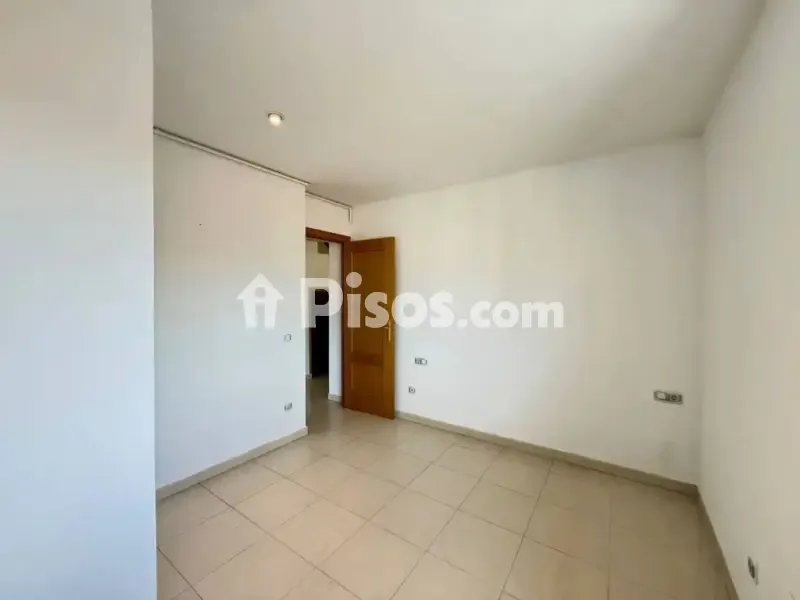 Esik - Duplex with Balcony near Rambla d'Ègara
