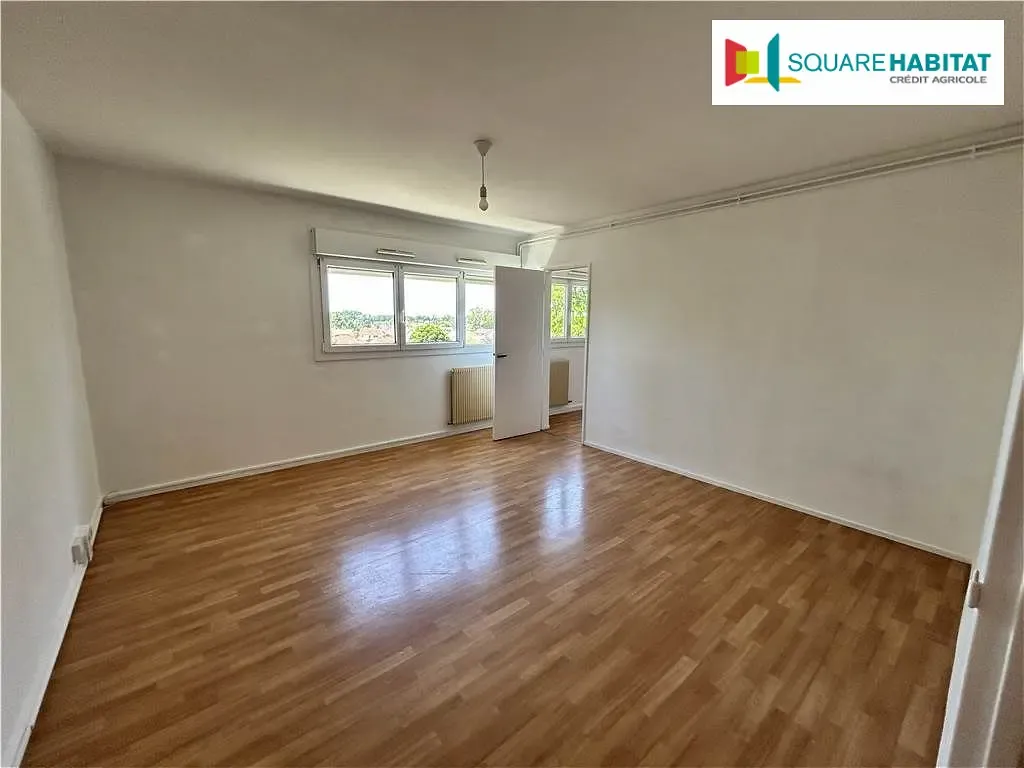 Pièces - Appartement T3 Lumineux au 4ème Étage à Billère