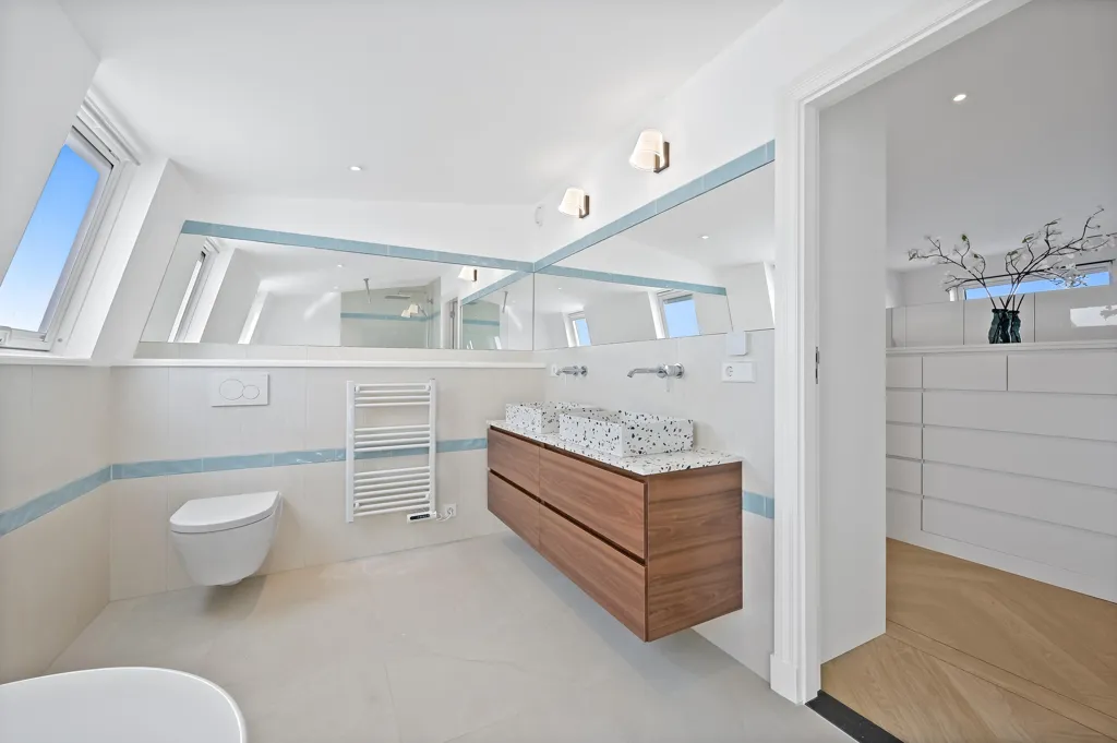 Salles de bain - Luxury Apartment with Garden in Den Haag
