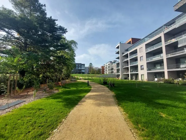 Aed - Flat with South Terrace in Marche