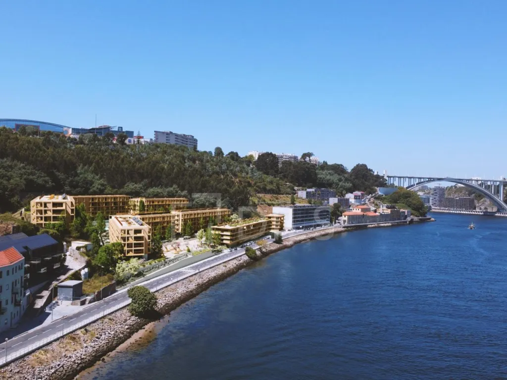 Aerial - T1 Apartment with River View in Vila Nova de Gaia