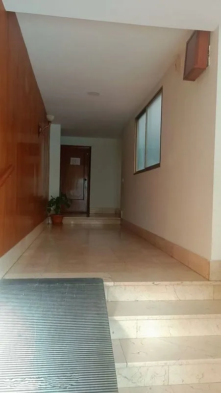 hallway_entrance