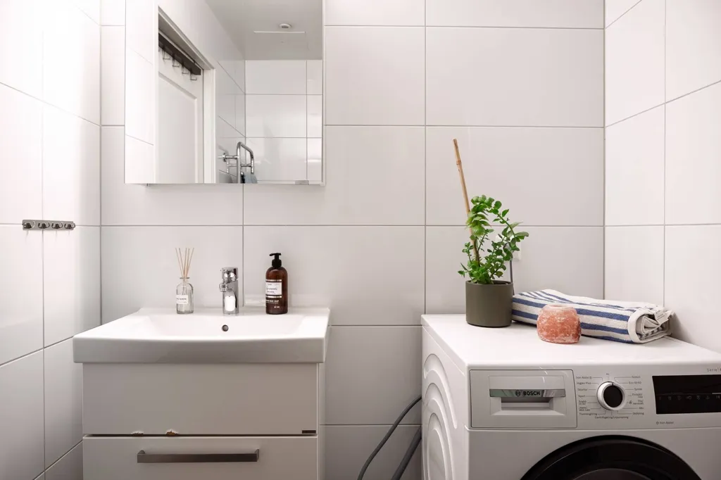 Bathrooms - Waterfront Apartment with Balcony in Stockholm