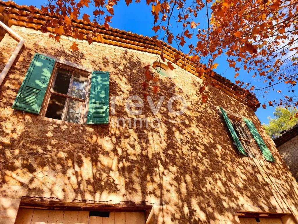 Exterior - Charming Stone House with Potential in Beaumes-de-Venise