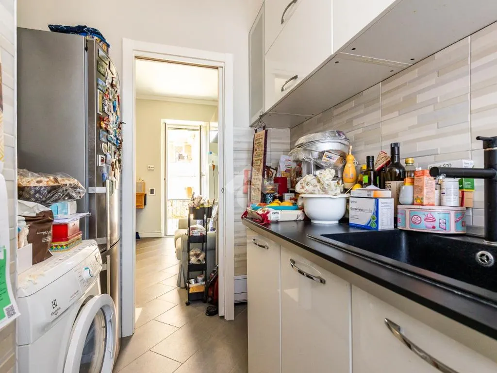 Köök - Renovated 2-Bedroom in Pineta Sacchetti, Rome